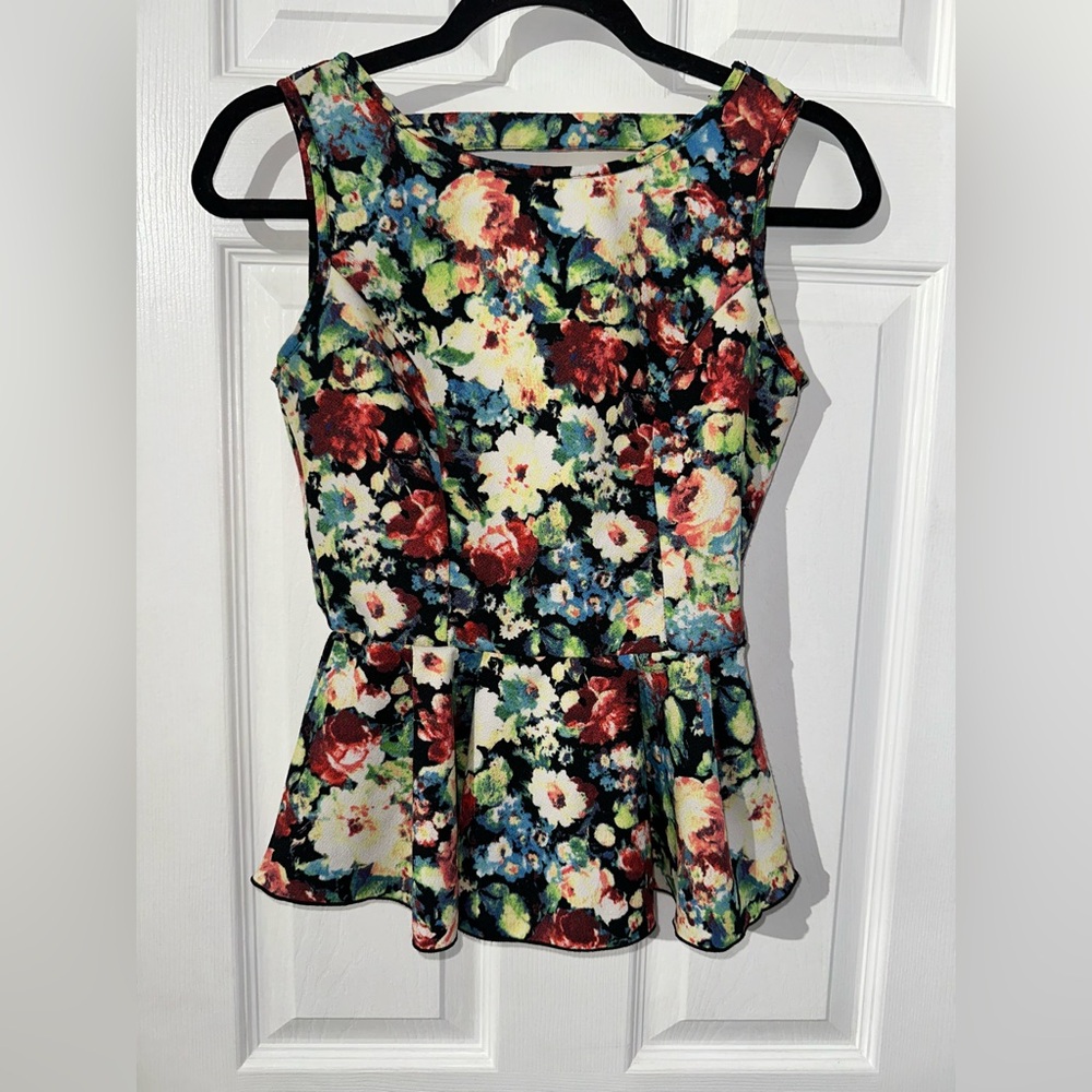 A’GACI Floral Sleeveless Peplum Top XS